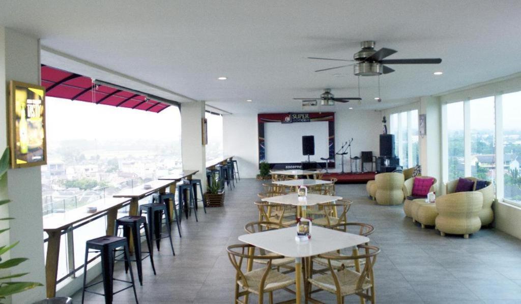 Java Lotus Hotel Jembel المظهر الخارجي الصورة