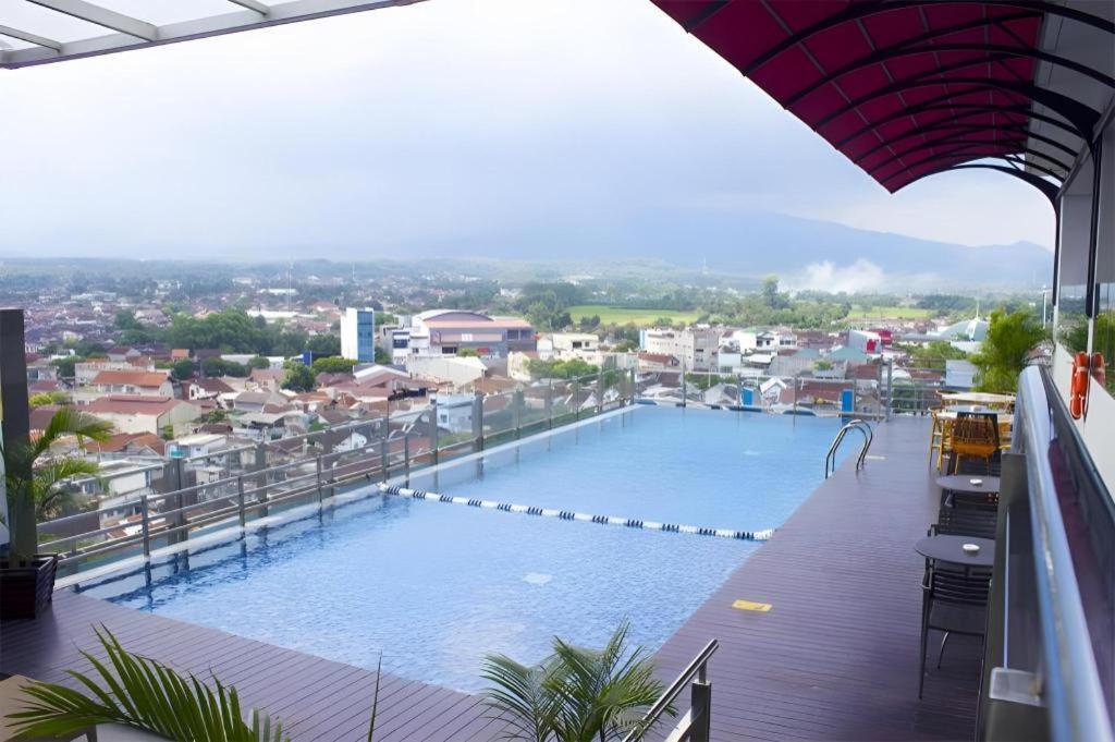 Java Lotus Hotel Jembel المظهر الخارجي الصورة
